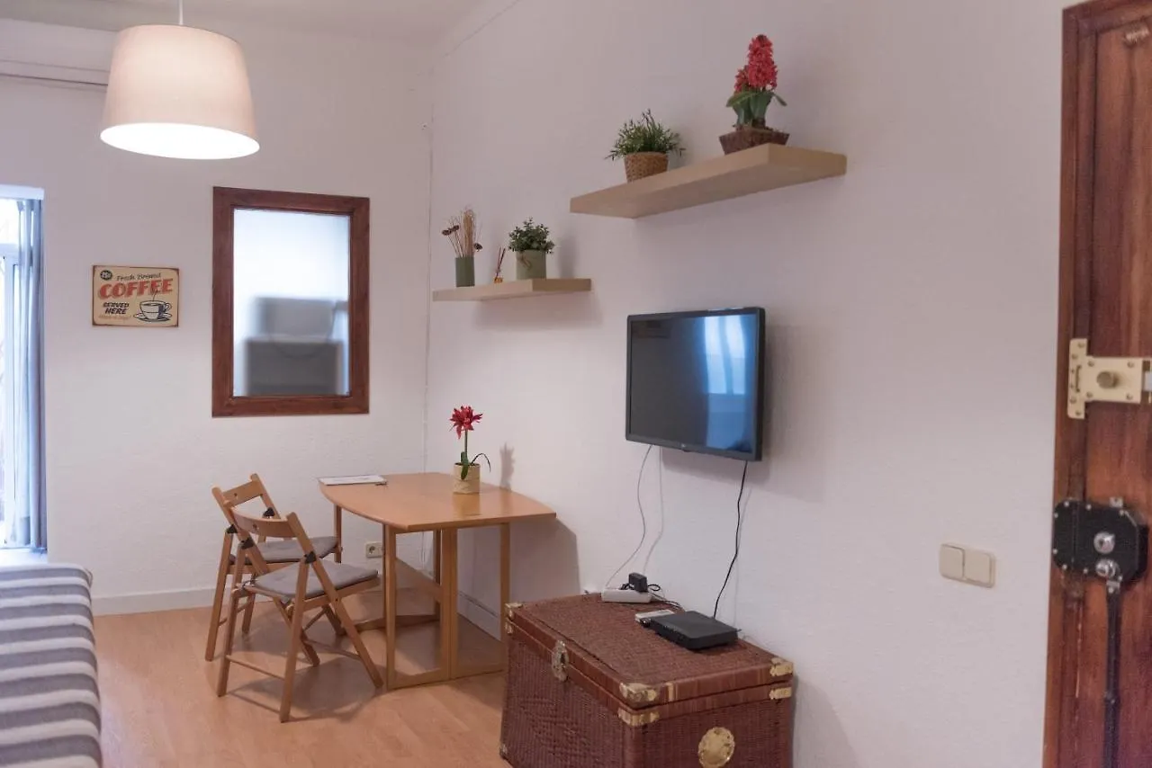 Sweet Bcn Studio With Terrace Barcelona 0*,  Spanien